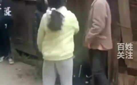 湖南：初中女生回家遭遇同学暴力，对方轮番掌掴加飞踹，细节曝光