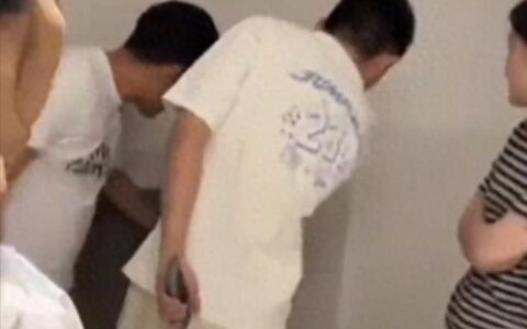 过分！女子退租房东5人组团定损，参与者发声回应，果然有隐情-房东退租要赔多少钱