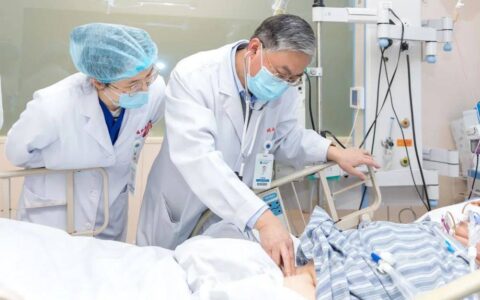 每天一杯饮料 28岁女子血糖“爆表”多脏器衰竭进ICU-长期喝饮料血糖20多