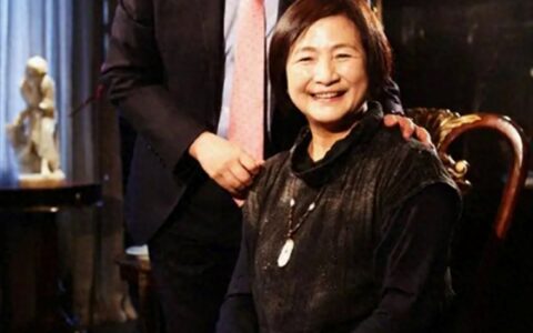 郑佩佩的一生：8次怀孕4次流产，离婚时净身出户，78岁在美国离世-郑佩佩官宣产子