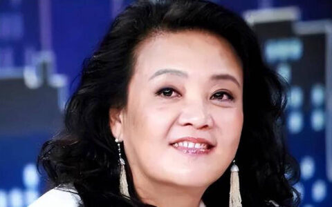 张兰宣布儿媳怀孕，汪小菲即将再当父，新生活篇章揭开-张兰和汪小菲父亲复合了吗?
