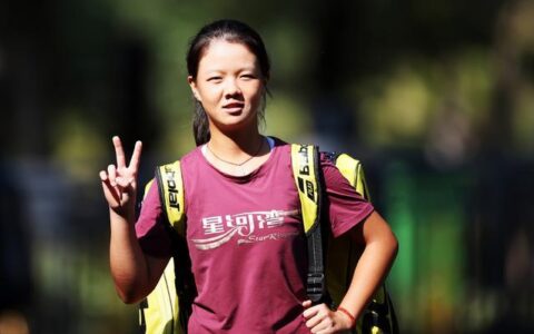 终结对手9连胜夺冠！00后天才少女创造历史，未来取代郑钦文？-00后天才少女