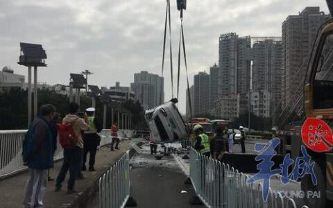 广州海印桥发生严重车祸，两车追撞冲出护栏7人送院-广州海印大桥自行车可以骑吗