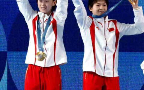 “水花界的‘内卷’大战？全红婵VS陈芋汐，谁是‘消失术’王者？”-全红婵陈芋汐赛后记者会