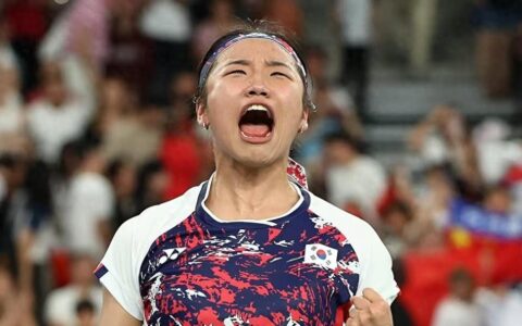 翻脸，安洗莹为何炮轰韩国羽协？击败何冰娇夺冠，22岁考虑退役-安洗莹身高体重多少